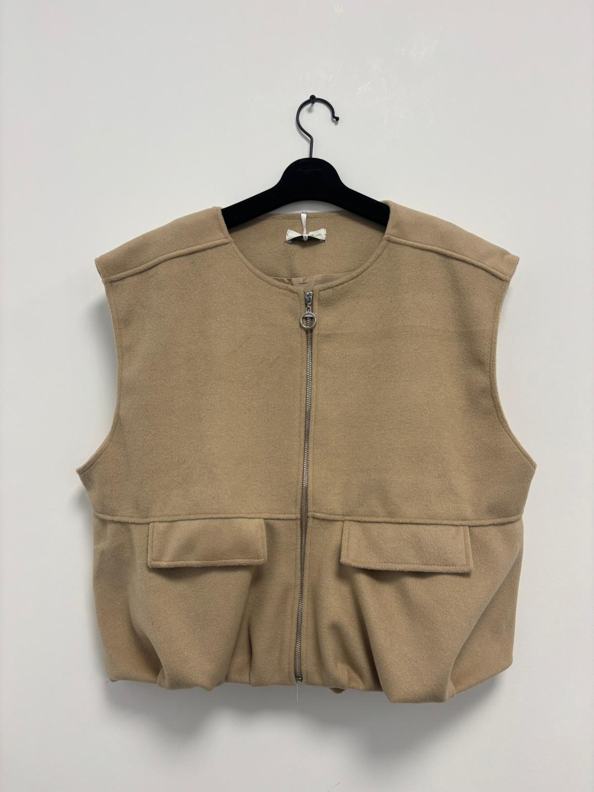 VESTE SANS MANCHES