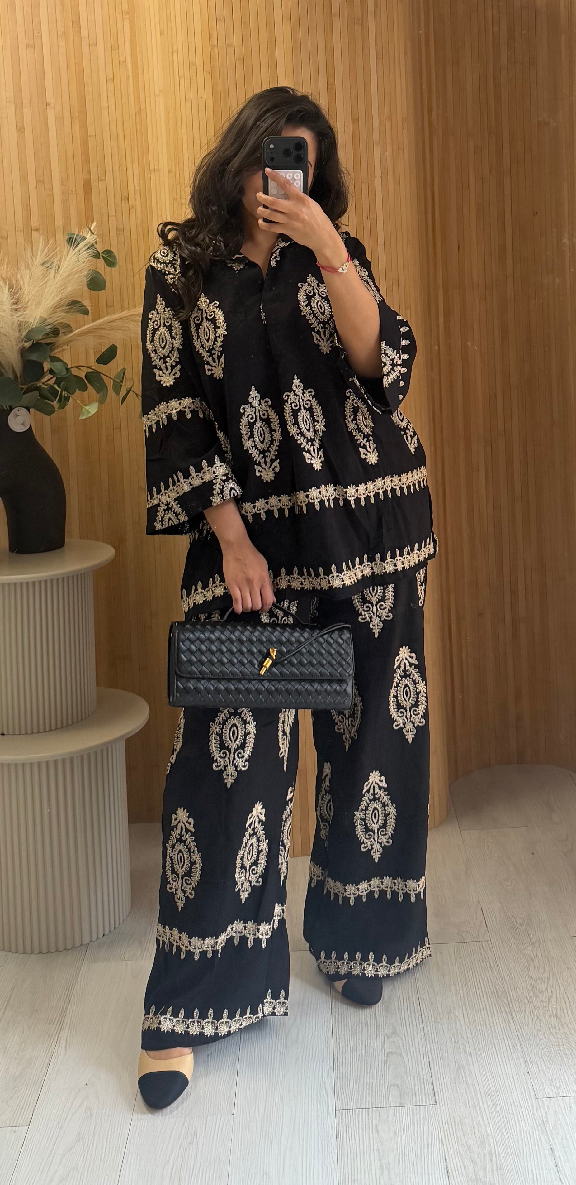 Ensemble broderie premium