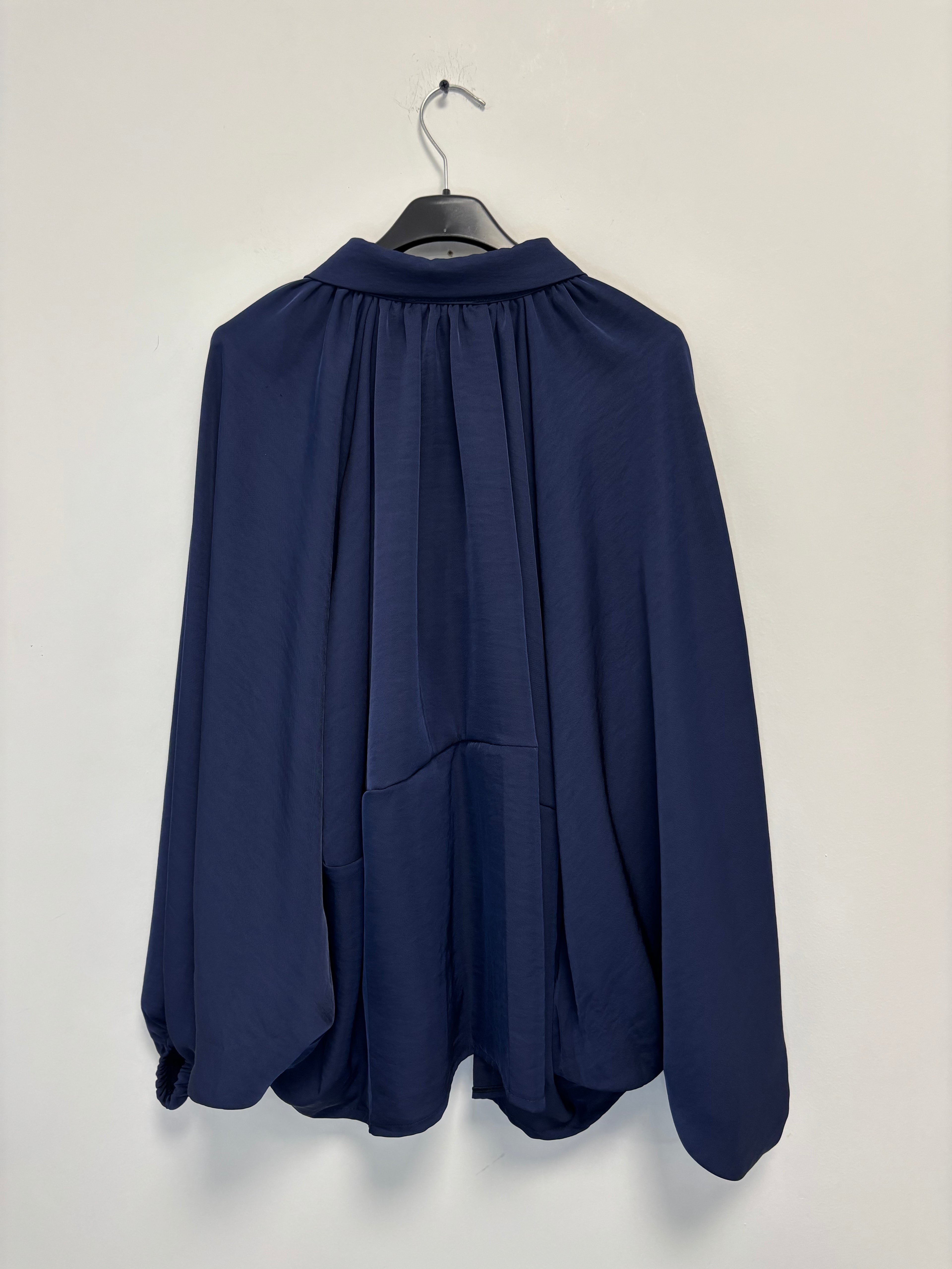 VESTE