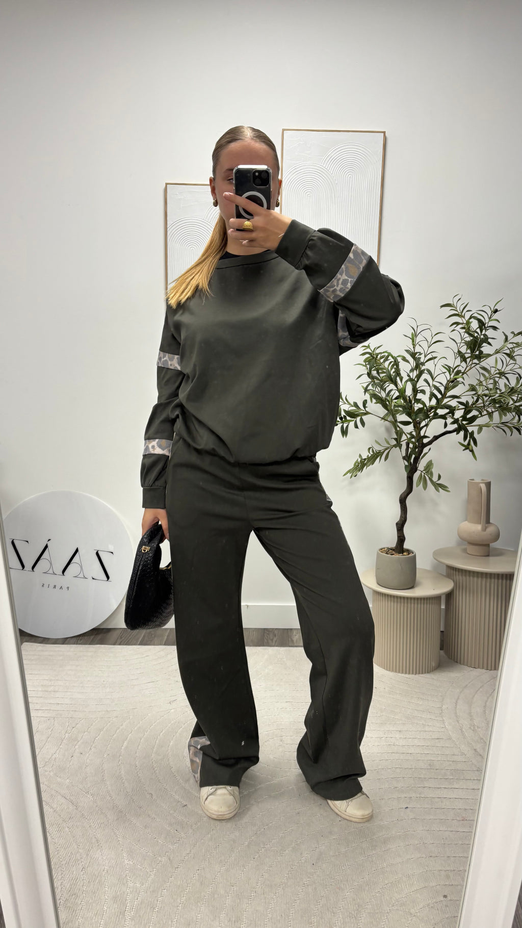 ENSEMBLE KAKI LEOPARD 1880