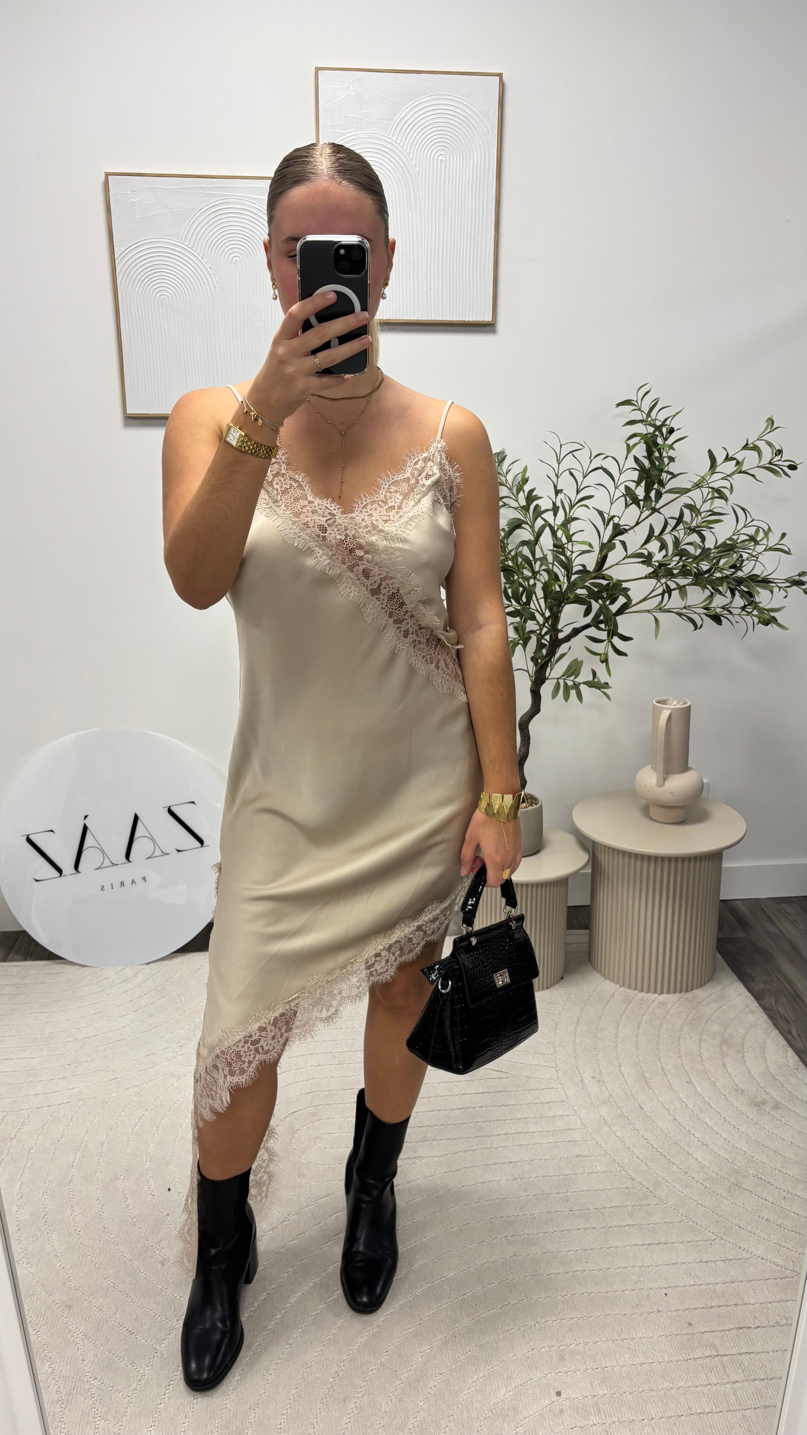 ROBE DENTELLE ZAÀZ 7838