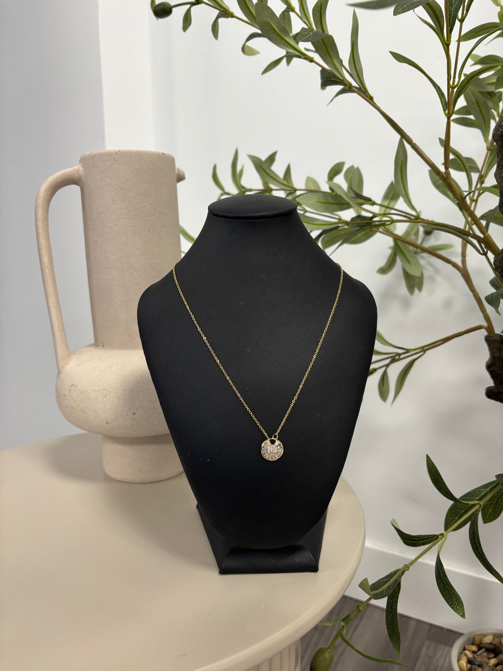 COLLIER 0053